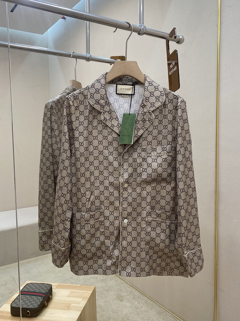 Gucci 37527-37528-8L - Image 7