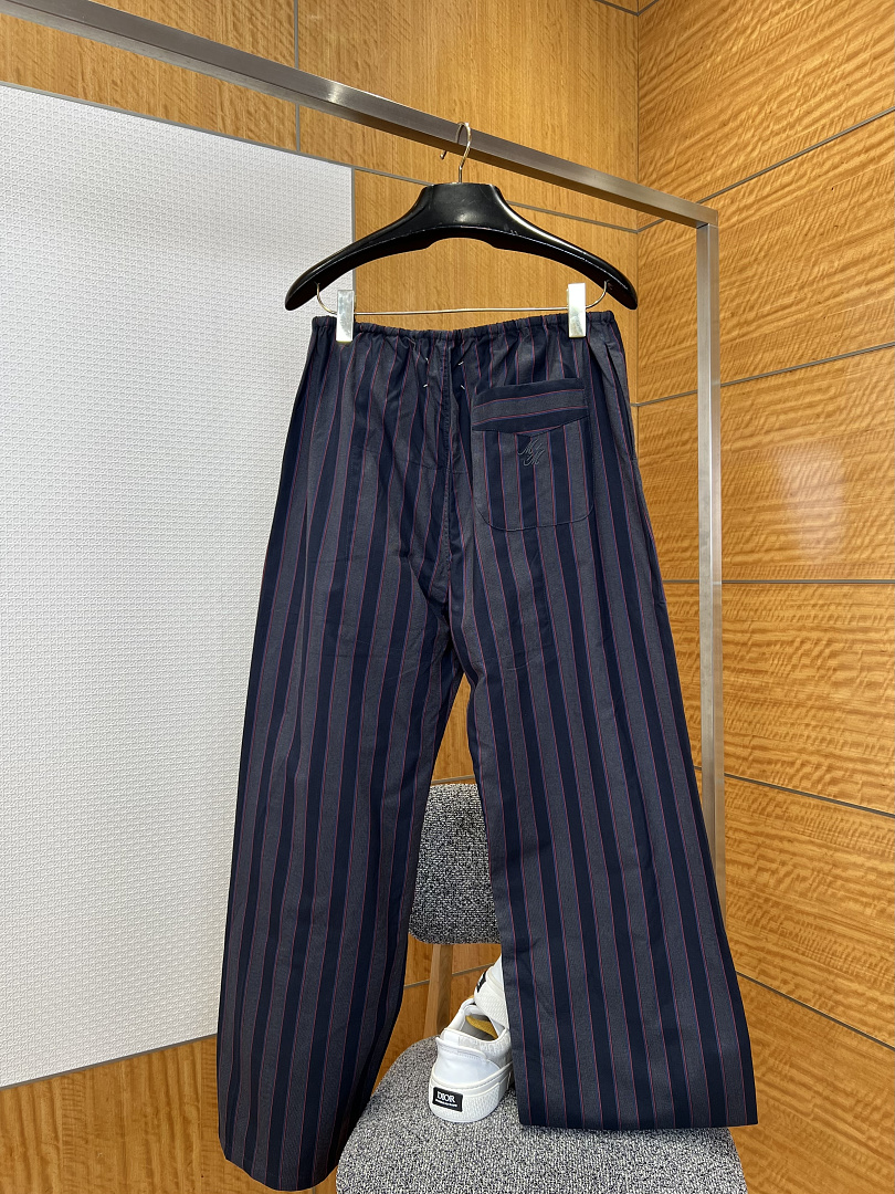 Miu Miu 3100-41L - Image 17