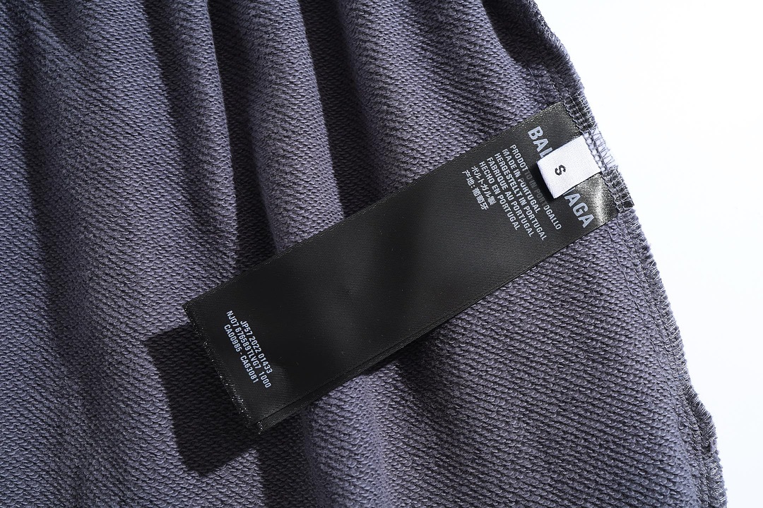 Balenciaga 534101−25L - Image 11