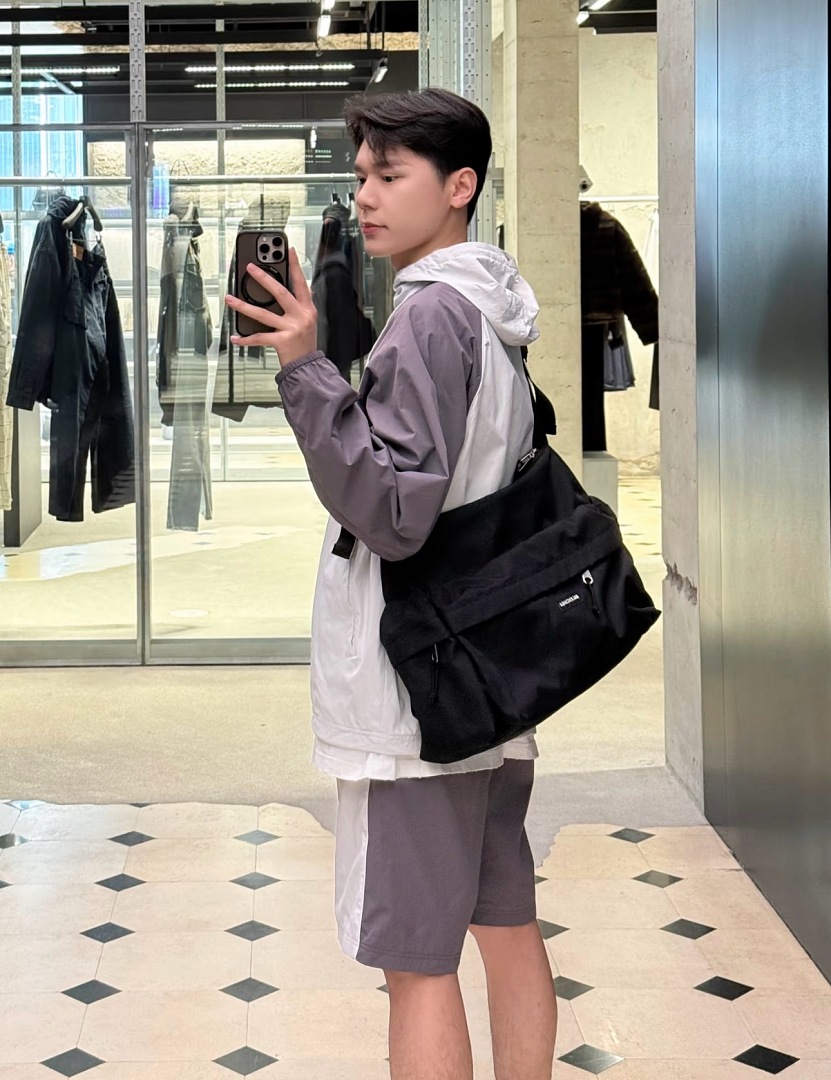 Balenciaga 52423−24L - Image 3
