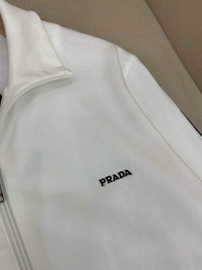 Prada 3WT5257-8L - Image 19