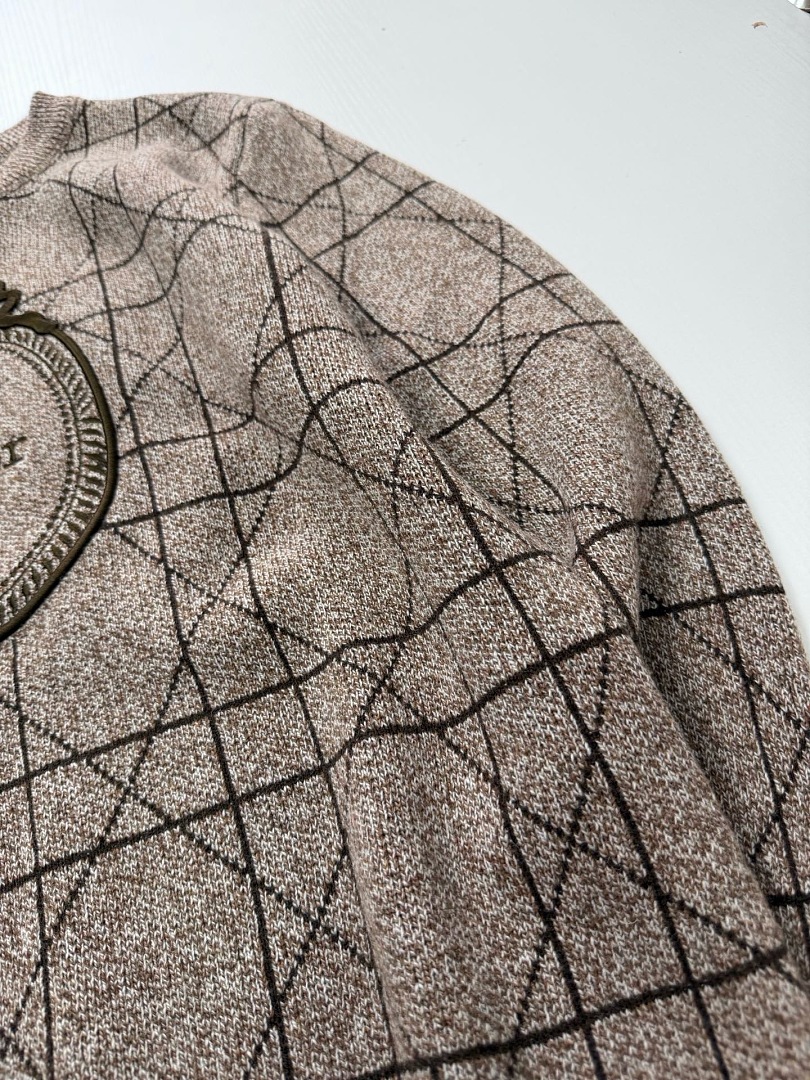 Dior Price: - Image 9