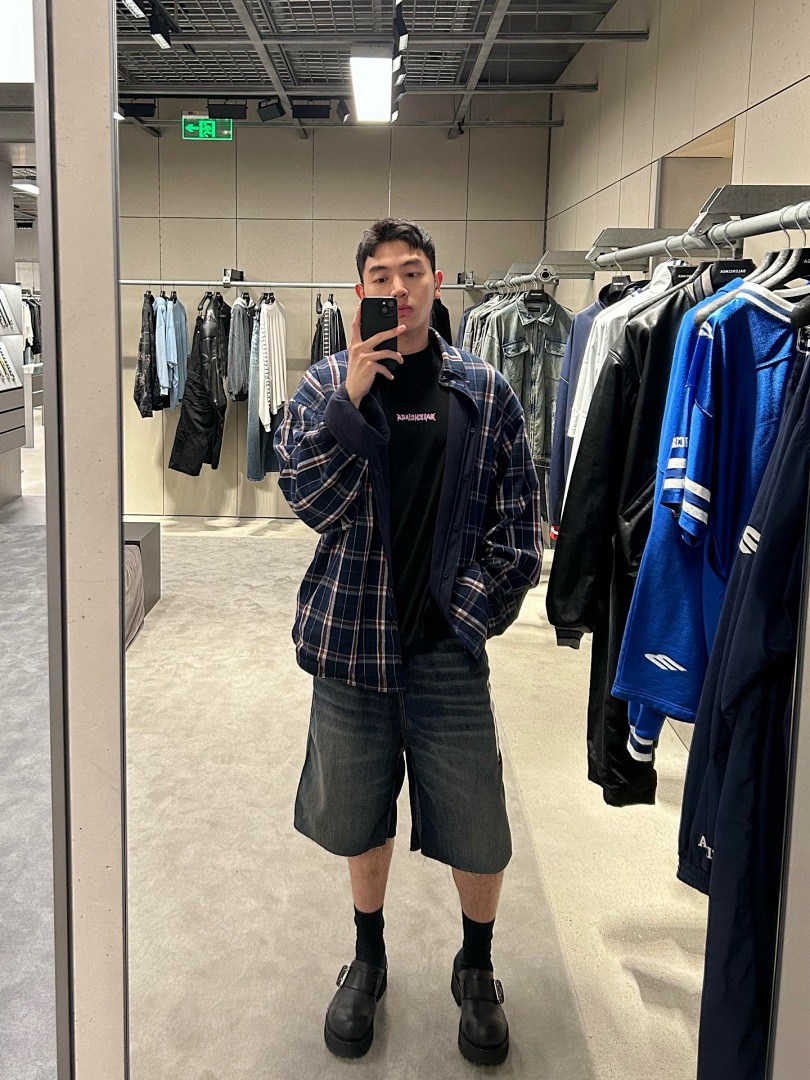 Balenciaga 6988-60L - Image 6