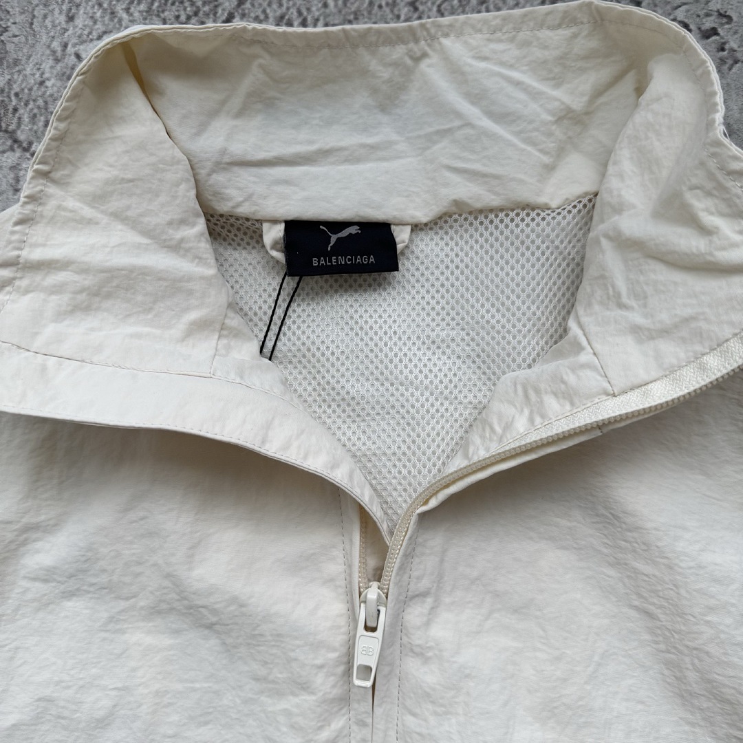Balenciaga 52419−24L - Image 7