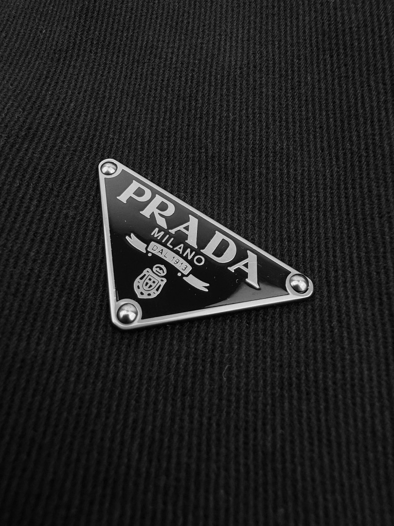 Prada 625343-60L - Image 7