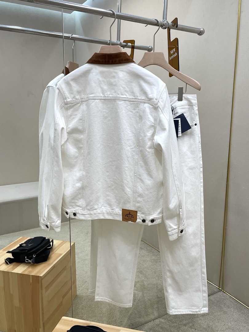 Prada 3WT5085-8L - Image 3