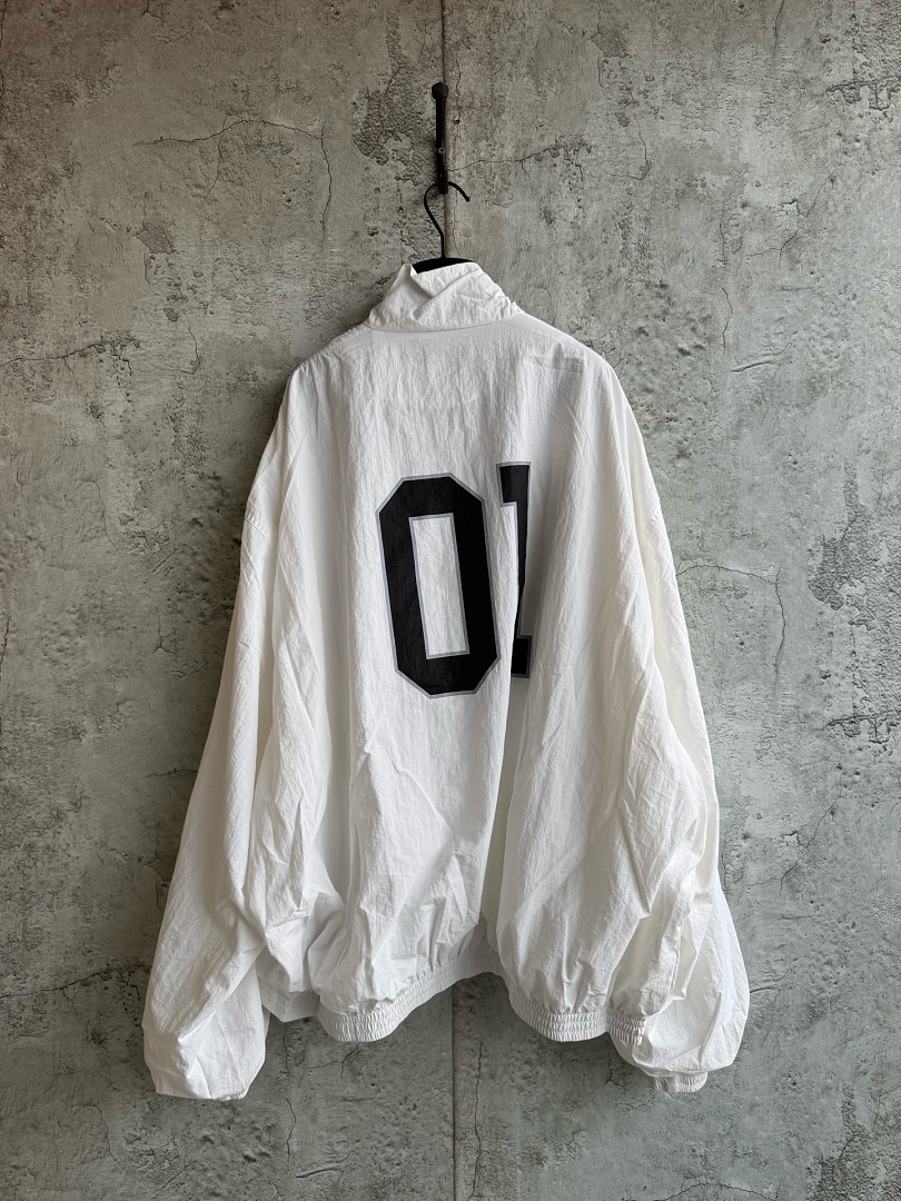 Balenciaga 52415−24L - Image 3