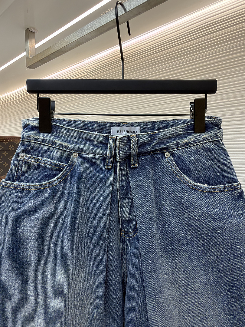 Balenciaga 3095-41L - Image 7