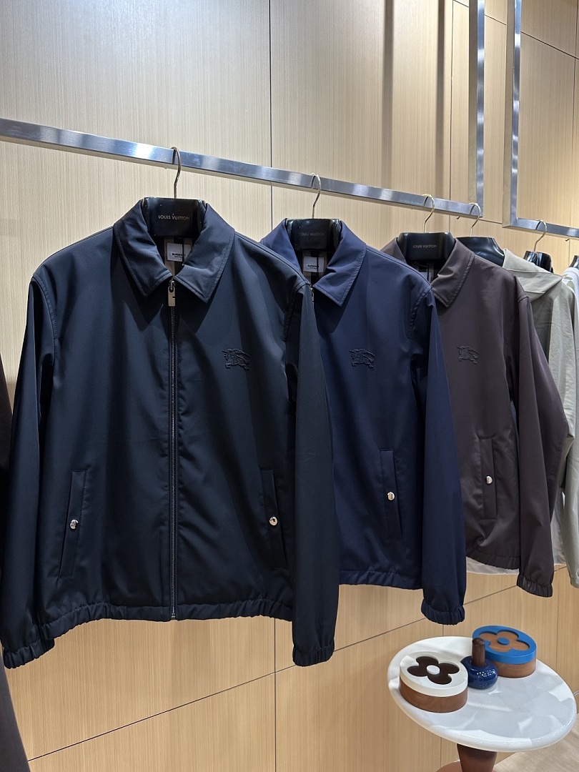 Burberry 5133−8L - Image 3