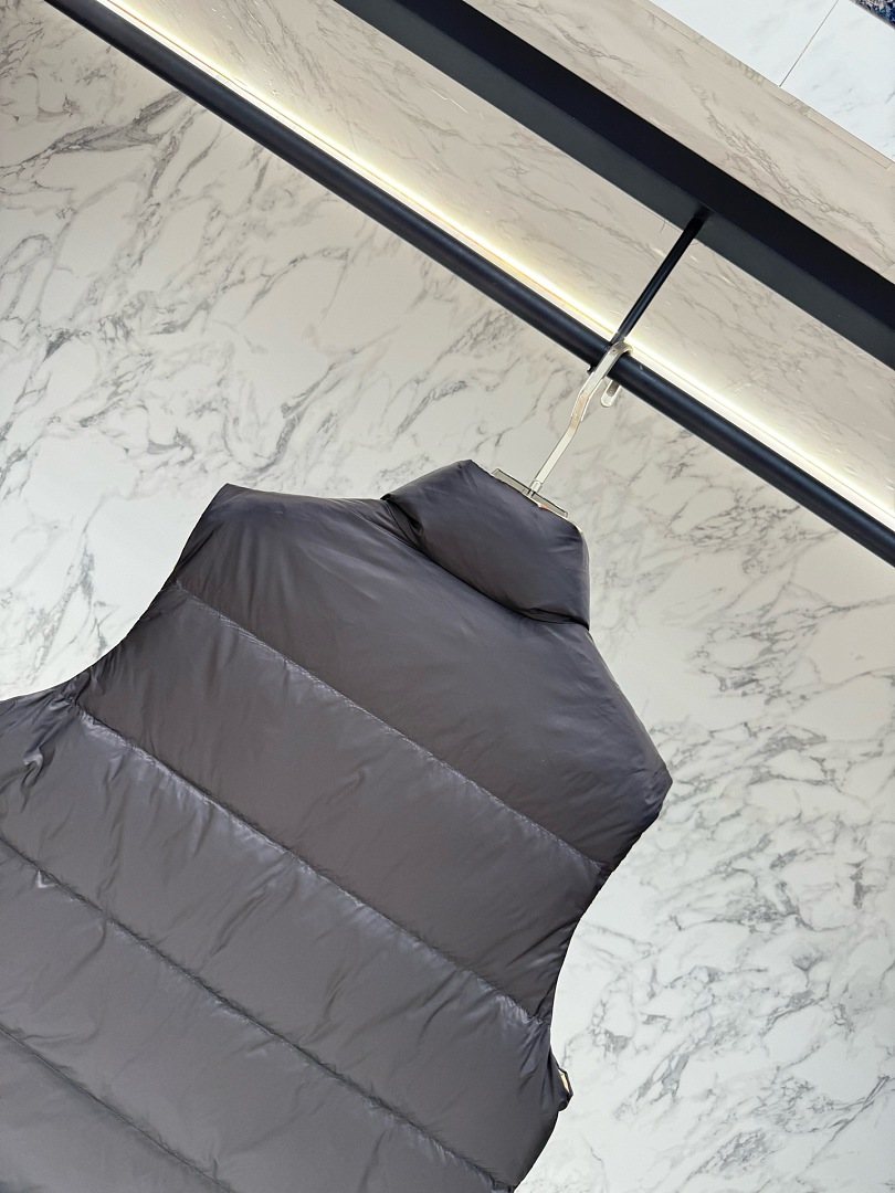 Burberry 3055-83L - Image 16