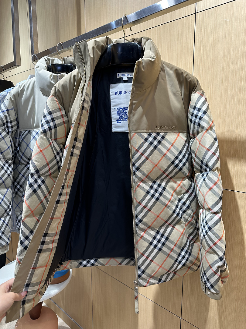 Burberry 5211−8L - Image 29