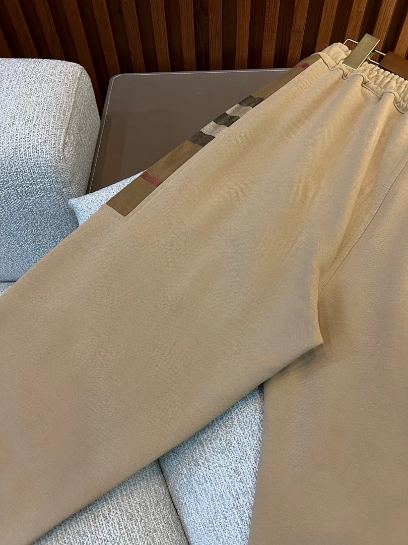 Burberry –6B026-65L - Image 8