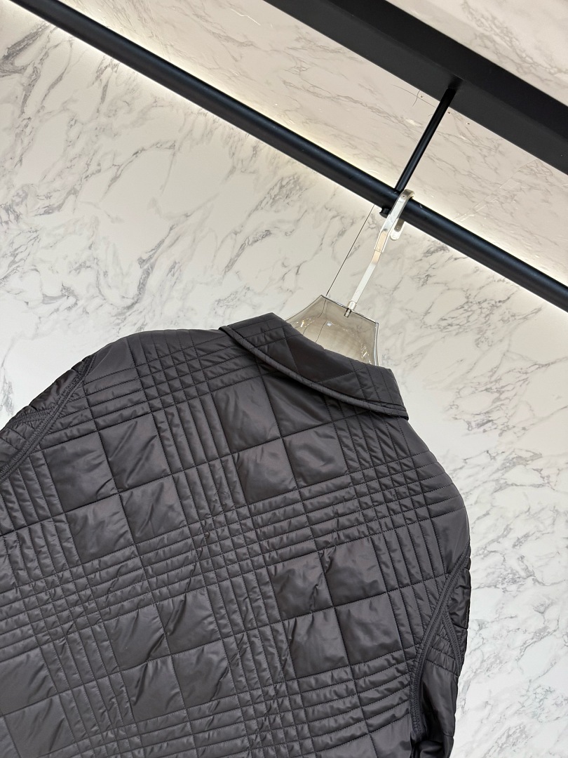 Burberry 349-13L - Image 9