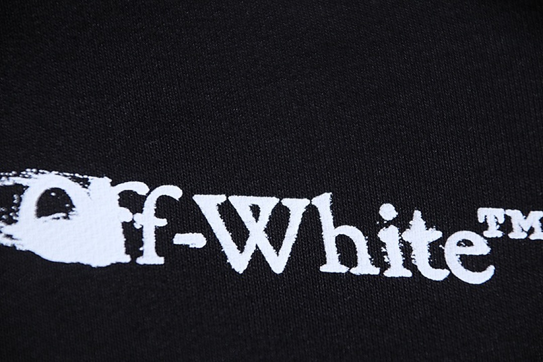 Off-White . - Image 8