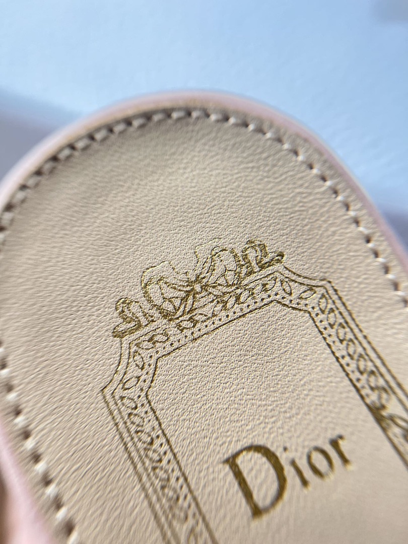 Dior 6114-88L - Image 17