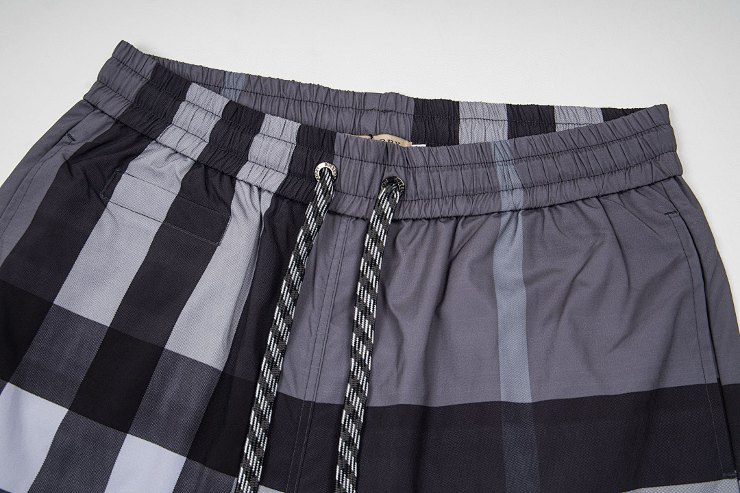 Burberry 52410−24L - Image 12