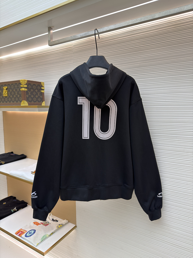 Balenciaga 5134−8L - Image 10