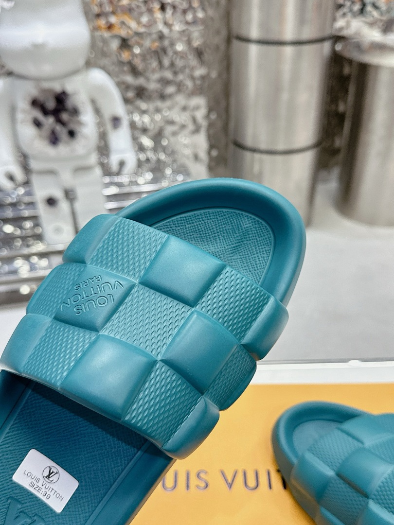 Unbranded Yuan Slides V081 - Image 6