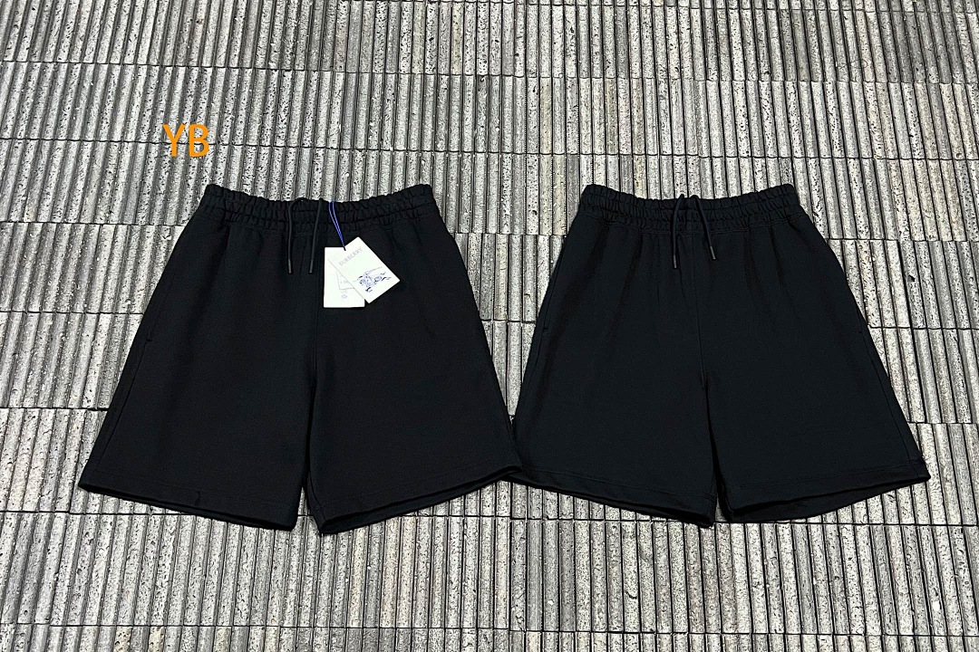Burberry 526280−51L - Image 5