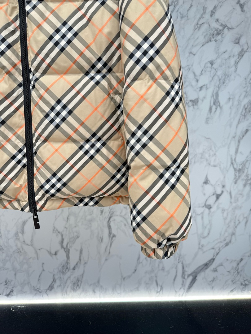 Burberry 348-13L - Image 10