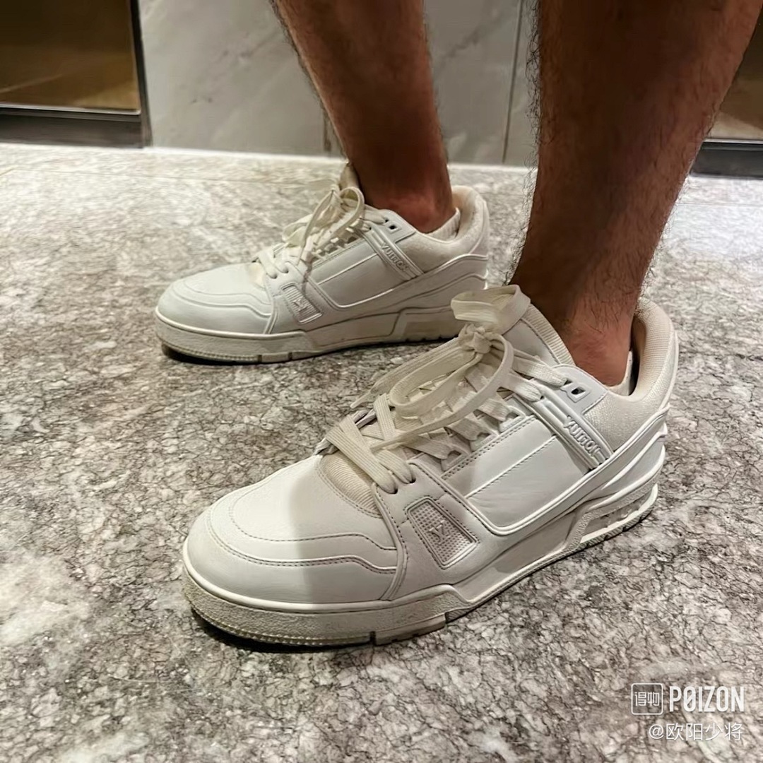 Unbranded Trainer Price: 599Yuan-V33 - Image 3