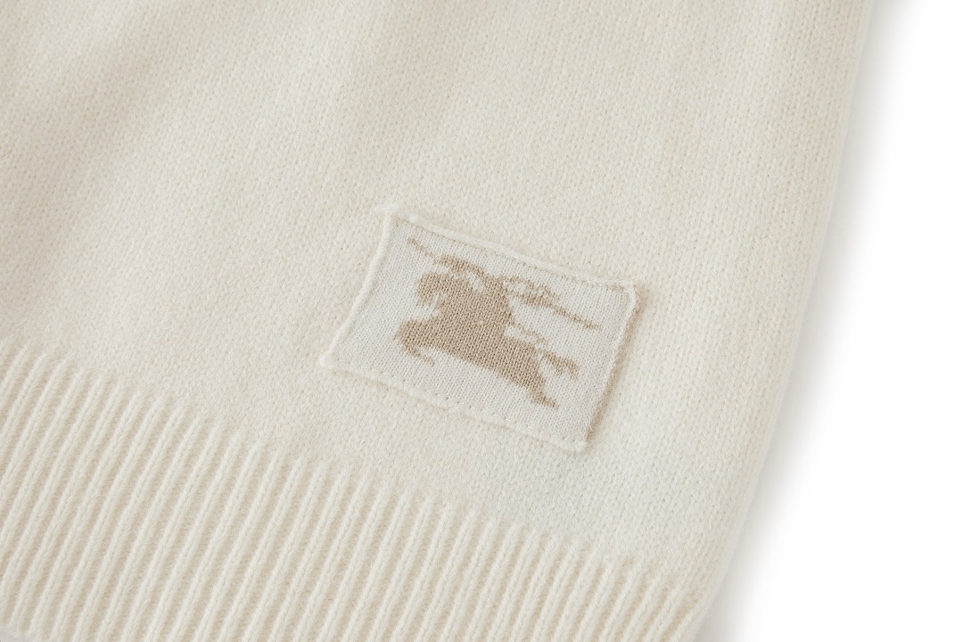 Burberry 6561-69L - Image 35