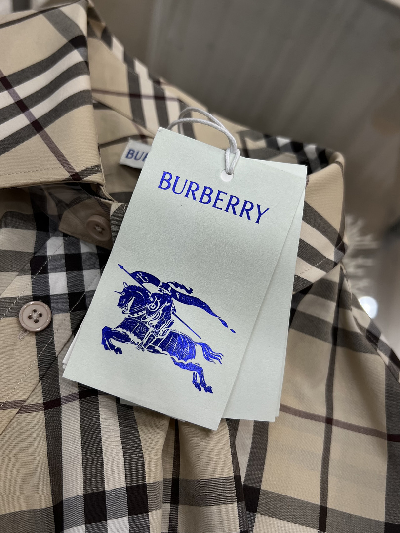 Burberry 549−8L - Image 10