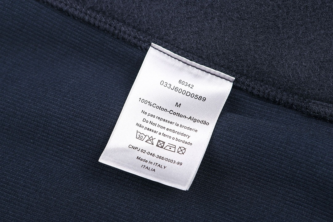 Dior 526349−51L - Image 17