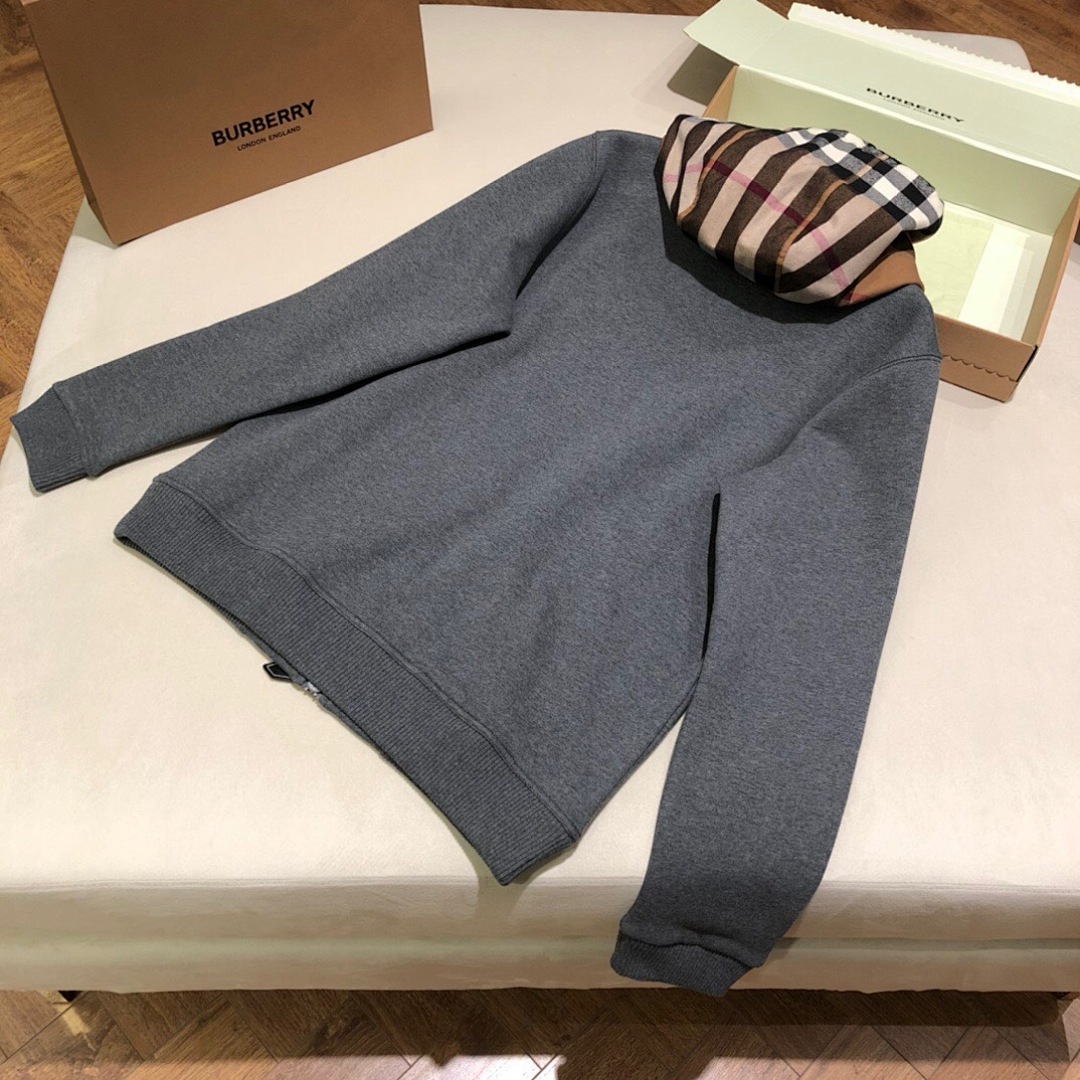 Burberry Yuan — - Image 4