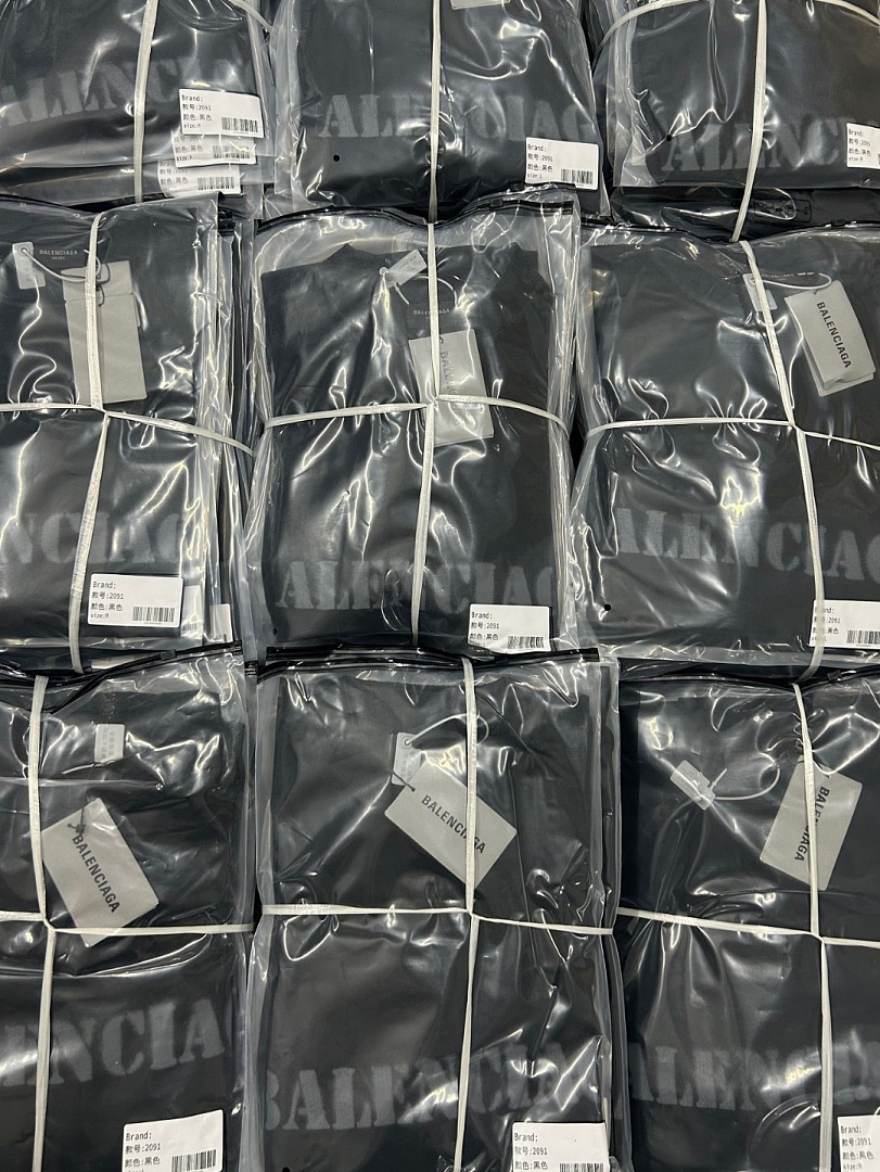 Balenciaga 52091−51L - Image 5