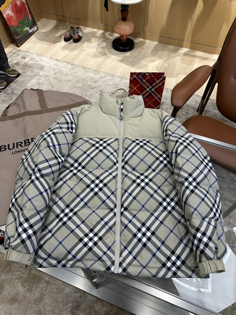 Burberry 5211−8L - Image 32