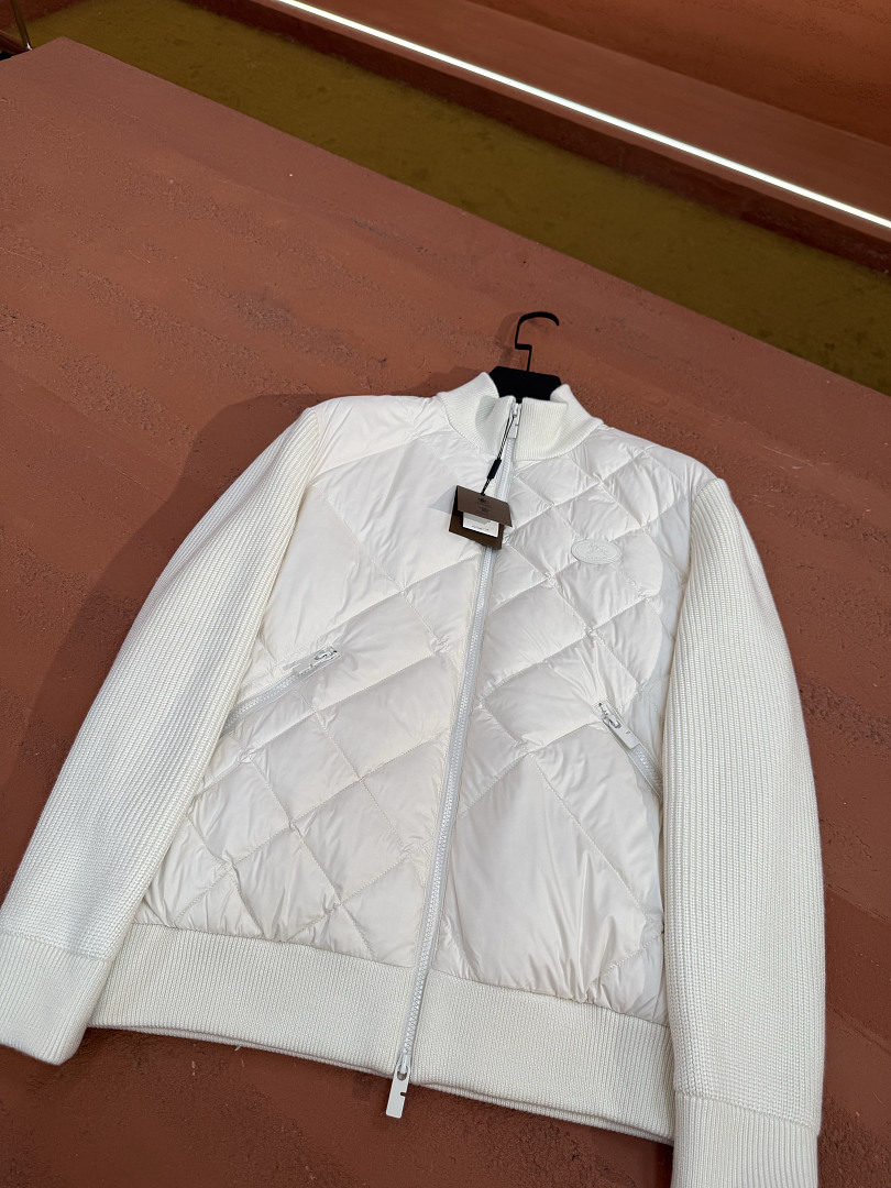 Burberry 3306-86L - Image 23