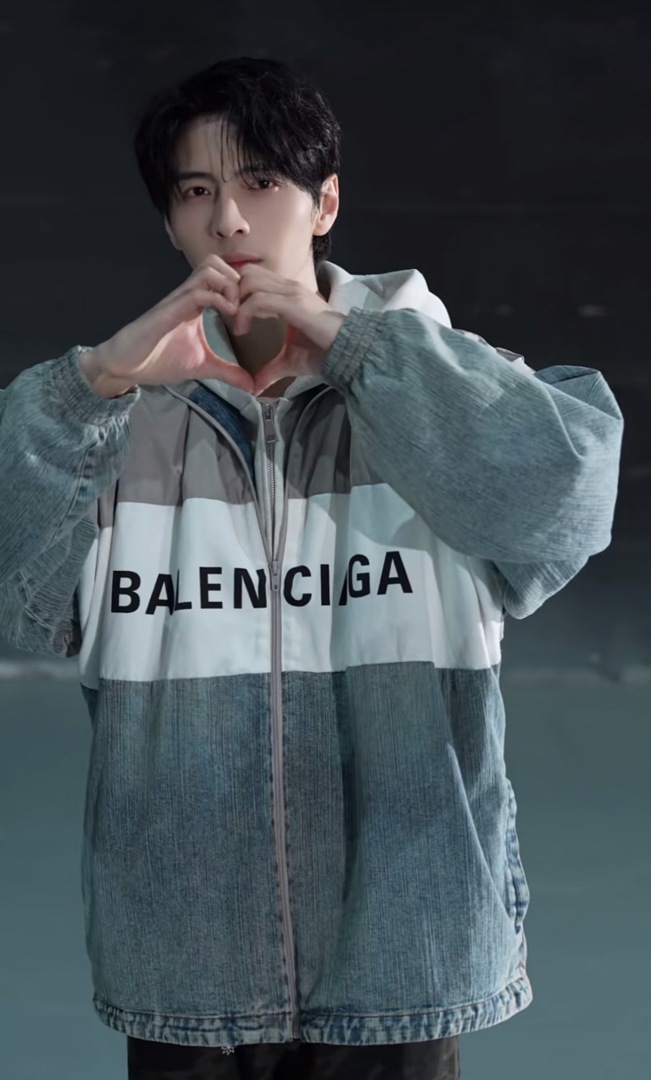 Balenciaga 52420−24L - Image 4
