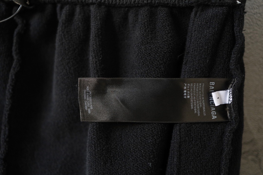 Balenciaga 5A046-25L - Image 12