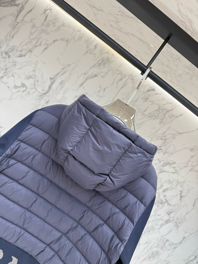 Prada 325-13L - Image 18