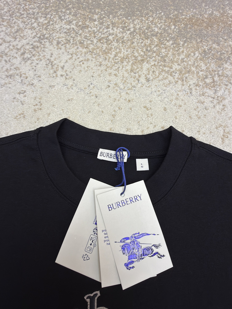 Burberry 52028−51L - Image 16