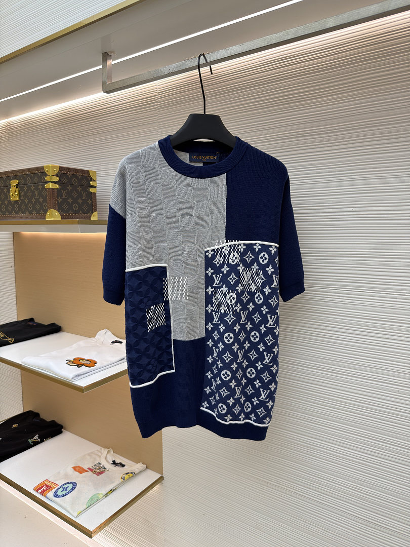 Unbranded Price: Shirt: 299 Pant: 309 51251−8L