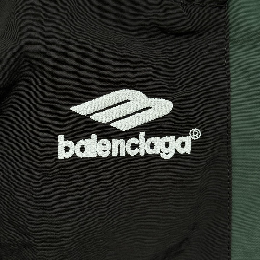 Balenciaga 52418−24L - Image 8