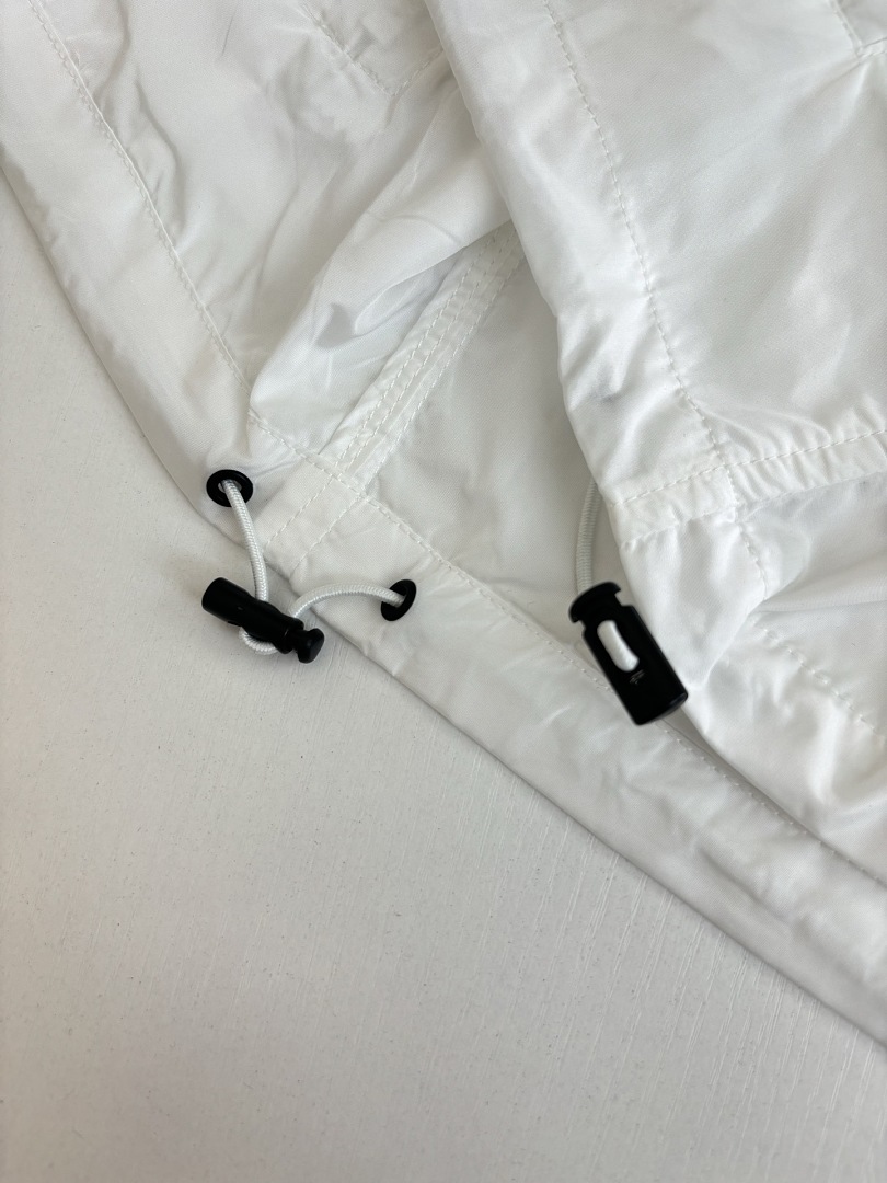 Burberry 3183-2L - Image 28