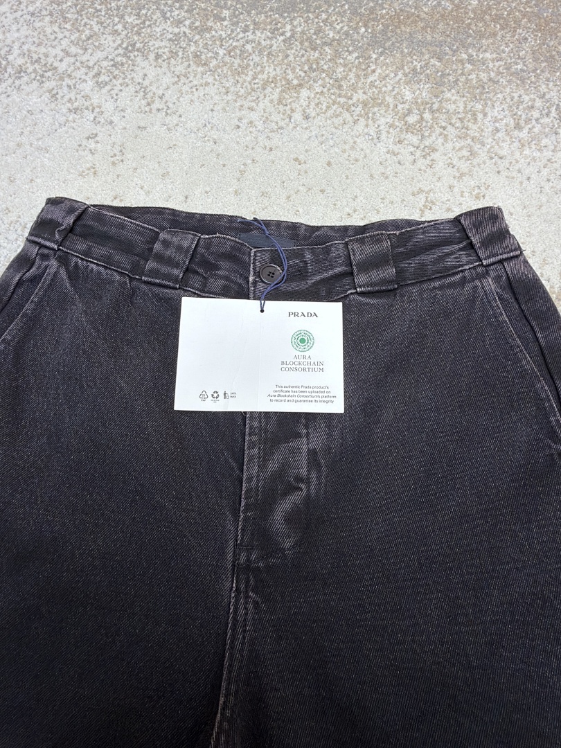 Prada 655045-60L - Image 10