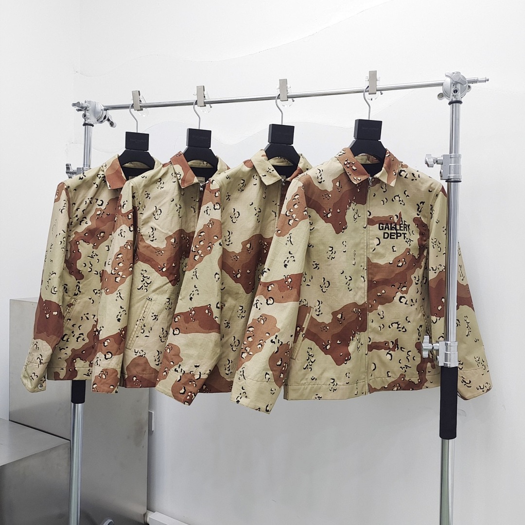 Bape Dept Sand Desert Camo 53175−68L