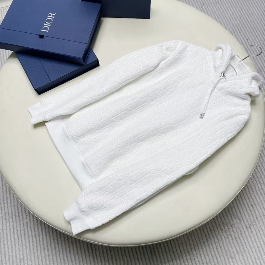 Dior Yuan Towel. 546−17L - Image 3