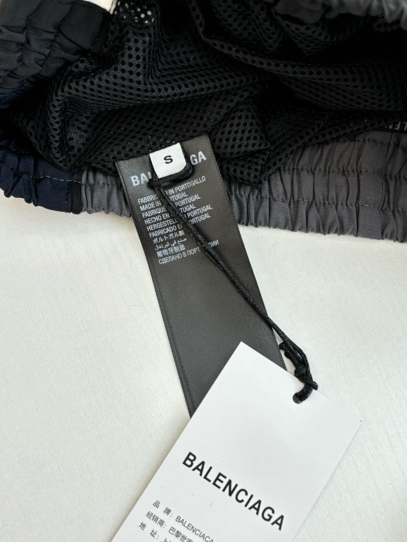 Balenciaga 3069-2L - Image 15