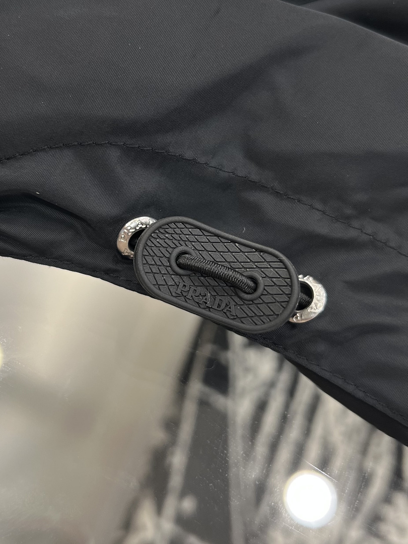 Prada 58971−8L - Image 10