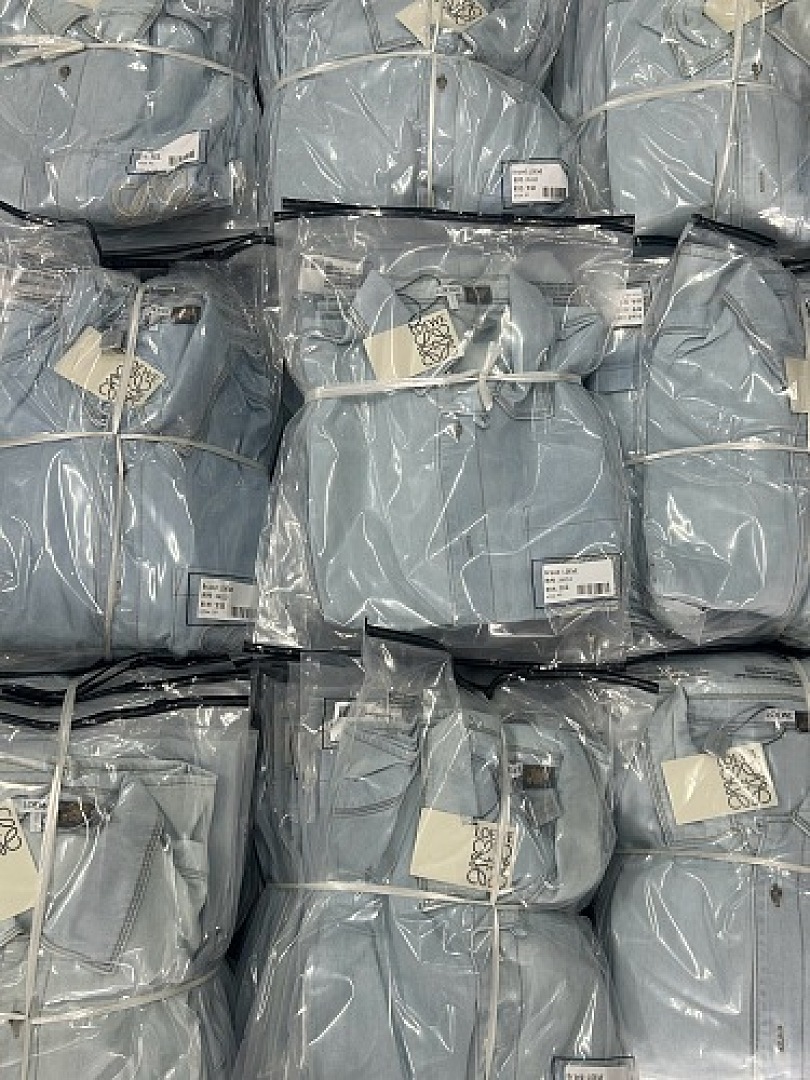 Unbranded Price_249 526153−51L - Image 5