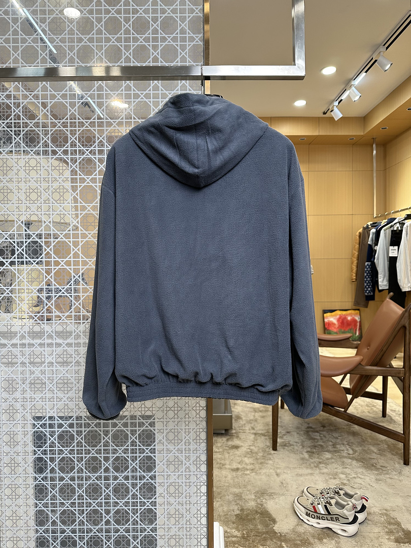 Balenciaga 52112−51L - Image 18