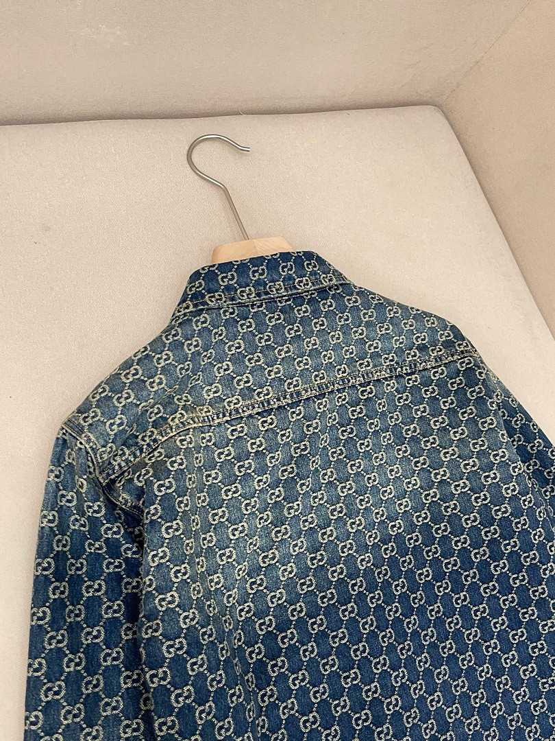 Gucci 3WT5055-8L - Image 25