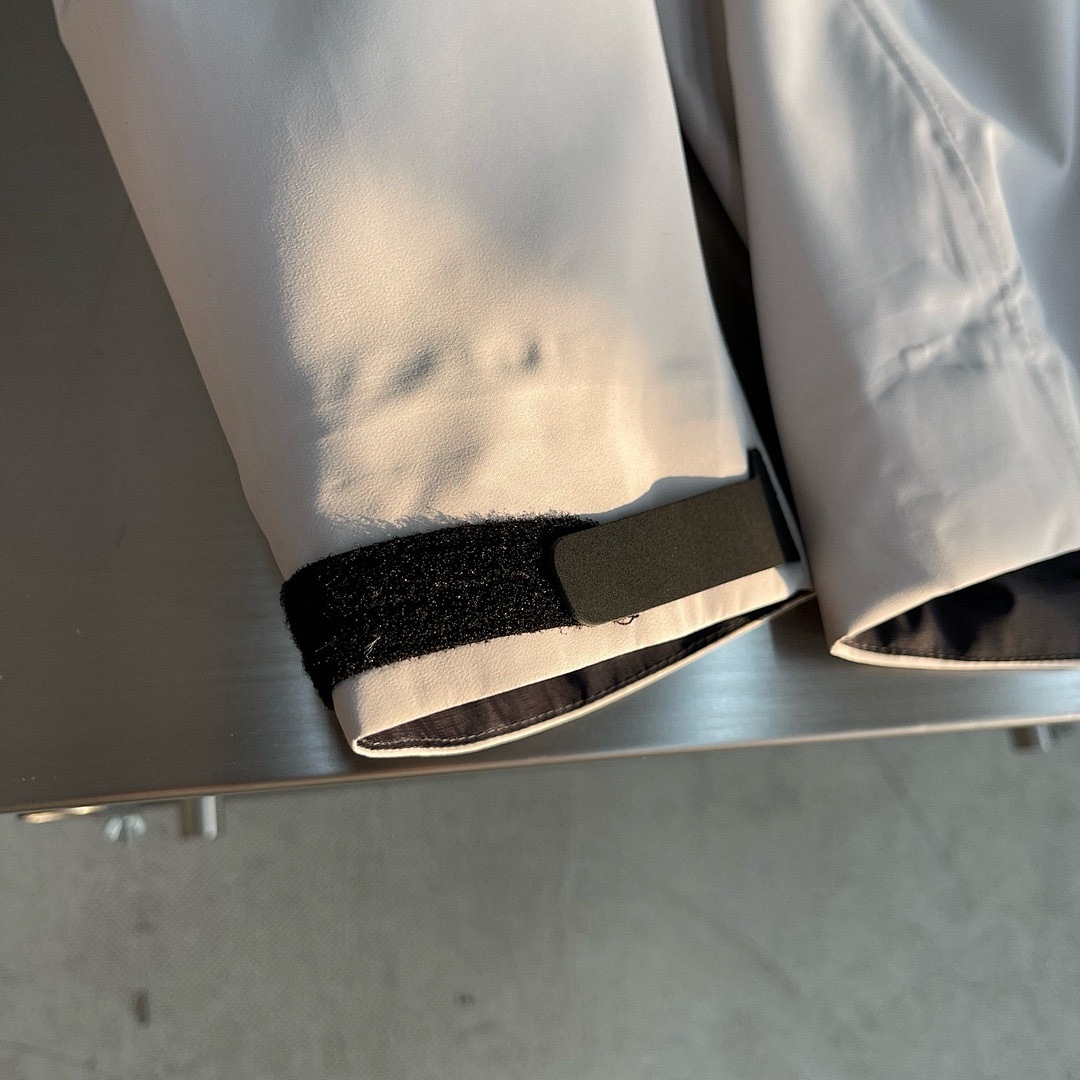 Arc'teryx — - Image 31