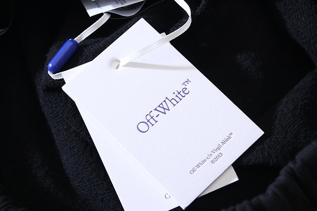 Off-White Other - Image 7