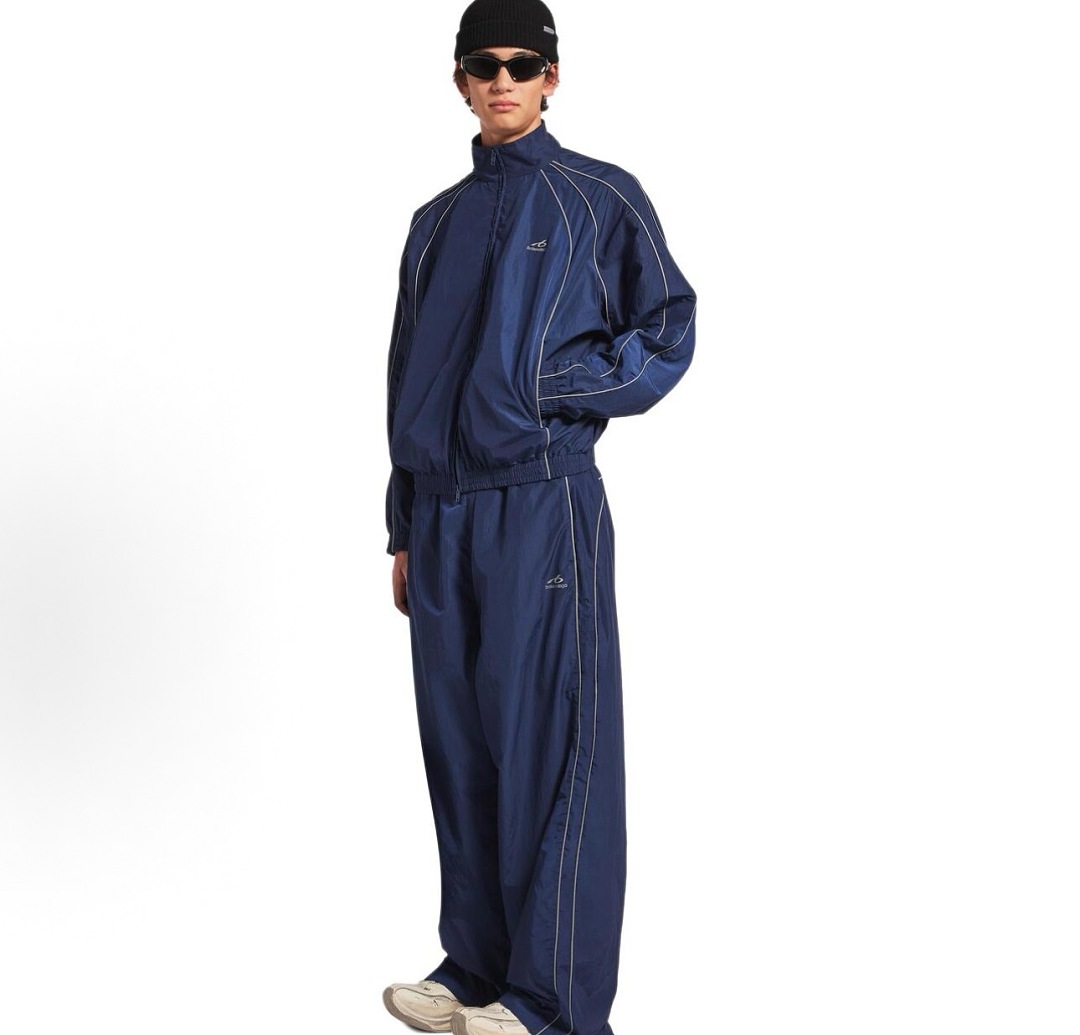 Balenciaga 567−24L - Image 5
